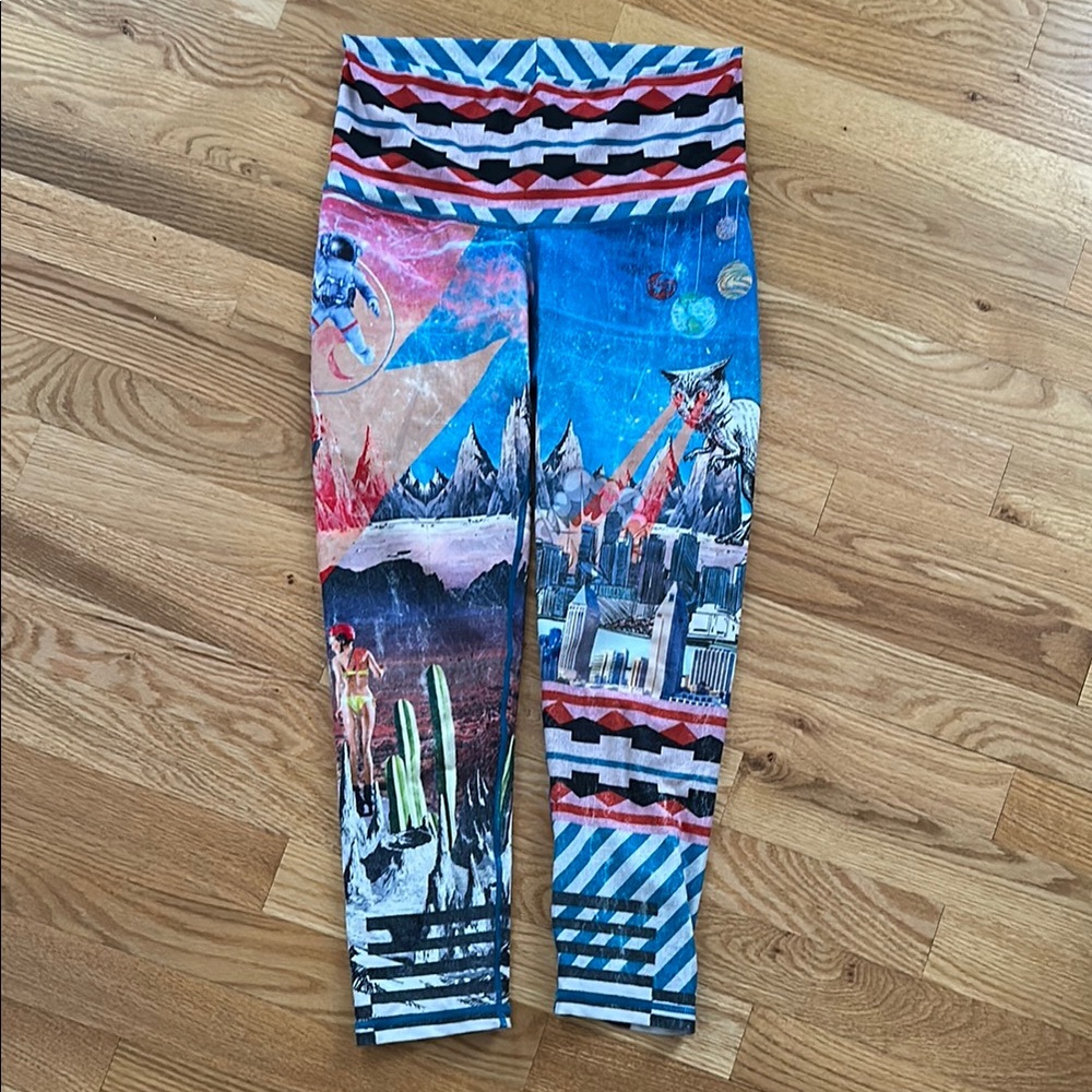 EUC Niyama Sol Ziggy Stardust Yoga Leggings